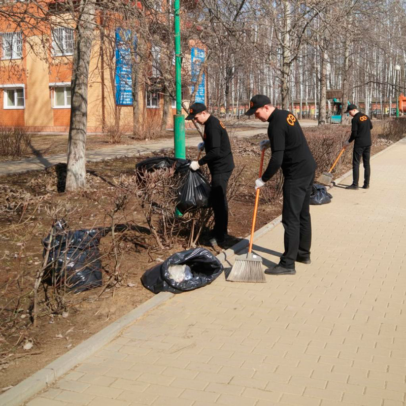 Уборка территории  в Стрежевом